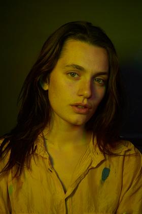 Ella Rumpf 